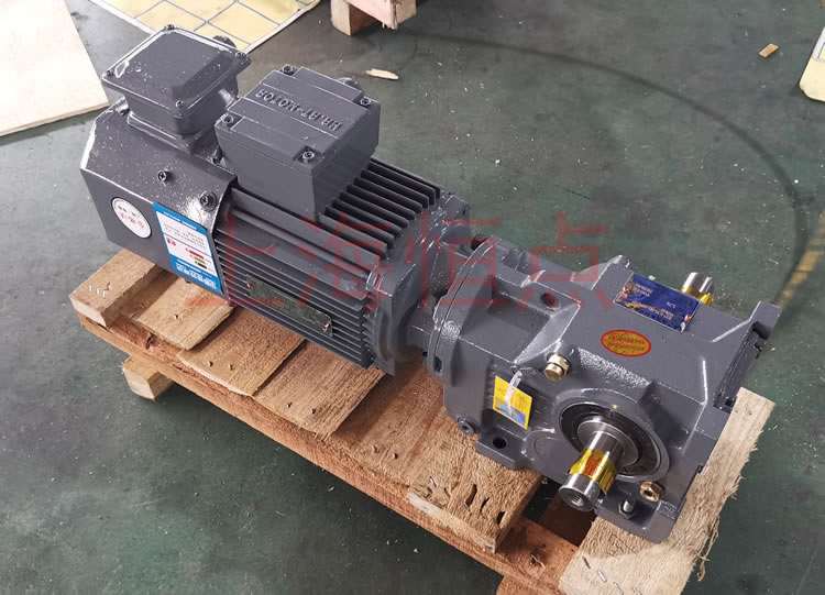 K37系列減速機輸入配變頻電機，輸出雙軸A+B 實物照片