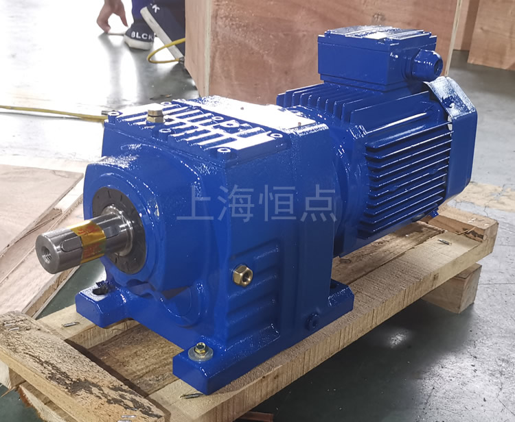 R47系列減速機配電機，藍色油漆實物照片