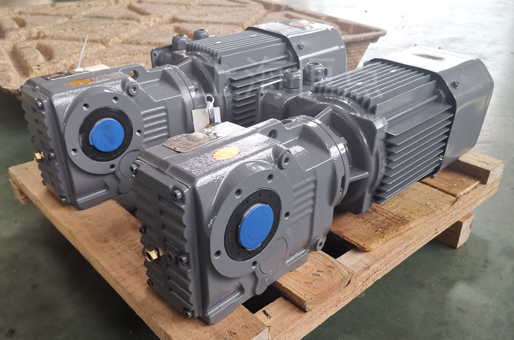 KA37系列減速機通孔輸出，配電機實物圖