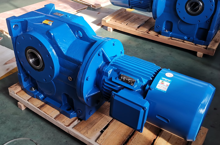 KA127減速機 輸入配制動電機 通孔輸出 實物圖